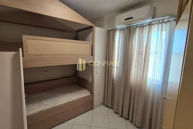 Apartamento &agrave; venda - 168m&sup2; - Meia Praia