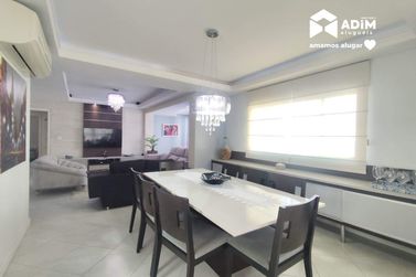 Apartamento para alugar - 160m&sup2; - Centro