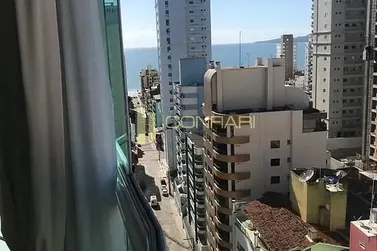 Apartamento &agrave; venda - 135m&sup2; - Meia Praia