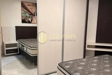 Apartamento para alugar - 98m&sup2; - meia praia