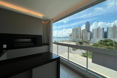 Apartamento &agrave; venda - Meia Praia