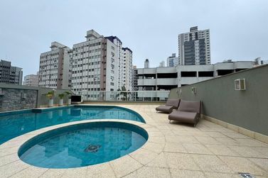 Apartamento &agrave; venda - 139m&sup2; - Centro