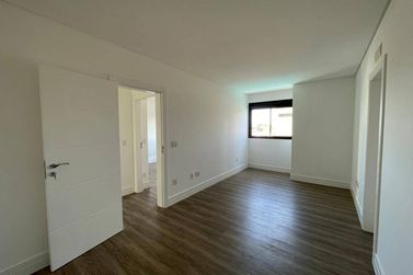 Apartamento &agrave; venda - Meia Praia