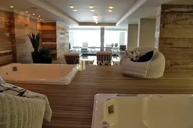 Apartamento &agrave; venda - 270m&sup2; - Meia Praia