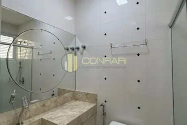 Apartamento &agrave; venda - 260m&sup2; - Meia Praia