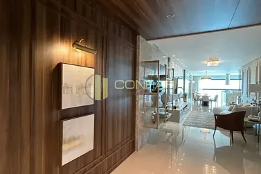 Apartamento &agrave; venda - 180m&sup2; - Meia Praia