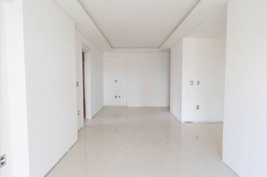 Apartamento &agrave; venda - 119m&sup2; - Centro