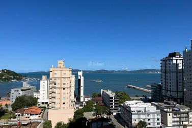 Apartamento &agrave; venda - 53m&sup2; - Centro