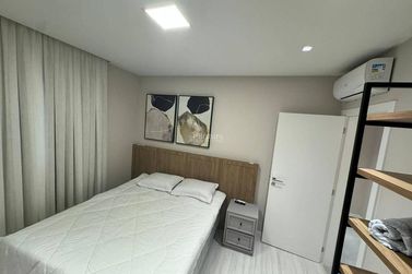 Apartamento &agrave; venda - Meia Praia