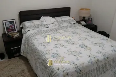 Apartamento &agrave; venda - 130m&sup2; - Meia Praia