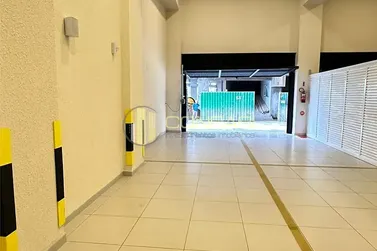 Apartamento &agrave; venda - 136m&sup2; - Meia Praia
