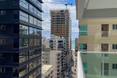 Apartamento &agrave; venda - 160m&sup2; - Meia Praia