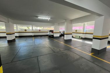 Apartamento para alugar - 125m&sup2; - Centro