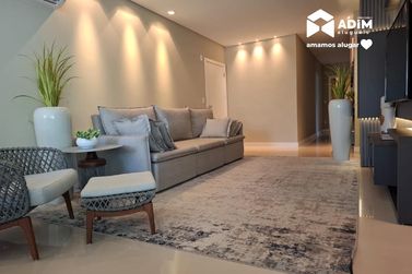 Apartamento para alugar - 142m&sup2; - Meia Praia