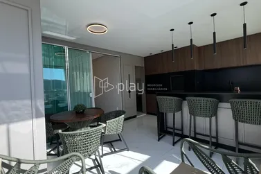 Apartamento &agrave; venda - 159m&sup2; - Meia Praia