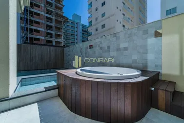Apartamento &agrave; venda - 120m&sup2; - Meia Praia