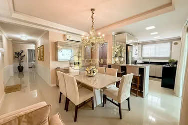 Apartamento &agrave; venda - 1589m&sup2; - meia praia