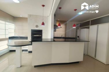Apartamento para alugar - 112m&sup2; - Centro
