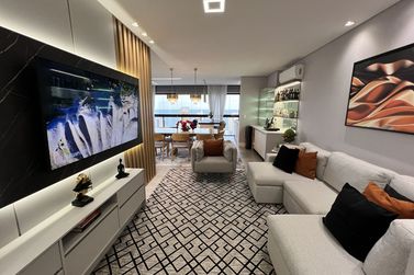 Apartamento &agrave; venda - 137m&sup2; - Meia Praia