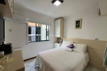 Apartamento &agrave; venda - 91m&sup2; - Centro