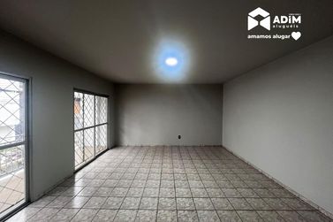 Casa para alugar - 211m&sup2; - Centro