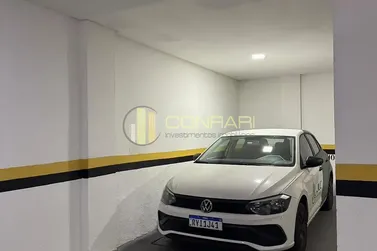 Apartamento &agrave; venda - 123m&sup2; - meia praia