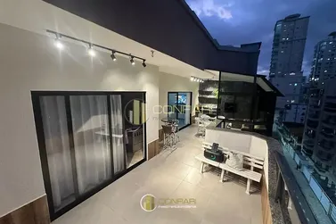 Apartamento &agrave; venda - 186m&sup2; - Meia Praia