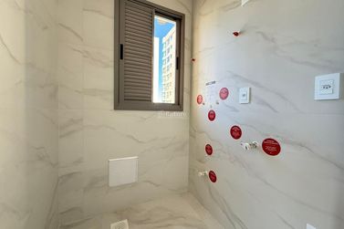 Apartamento &agrave; venda - 105m&sup2; - Centro