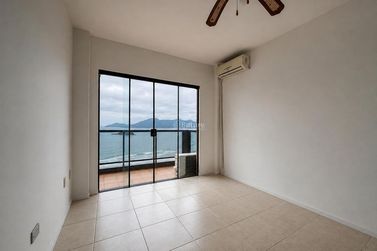Apartamento &agrave; venda - 130m&sup2; - Centro