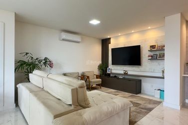 Apartamento &agrave; venda - 136m&sup2; - 