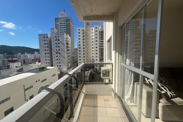 Apartamento para alugar - 55m&sup2; - Centro