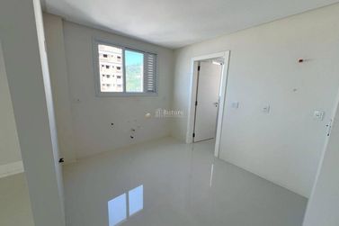 Apartamento &agrave; venda - 345m&sup2; - Centro