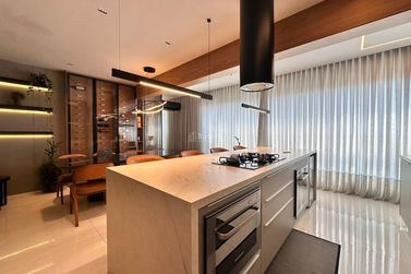 Apartamento &agrave; venda - 160m&sup2; - Centro