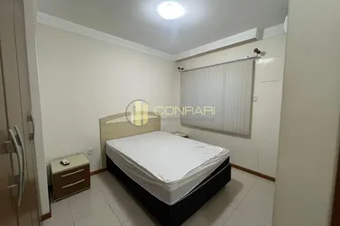 Apartamento para alugar - 106m&sup2; - MEIA PRAIA