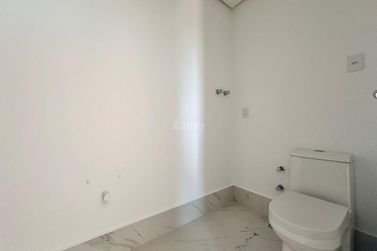 Apartamento &agrave; venda - 208m&sup2; - Centro
