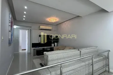 Apartamento &agrave; venda - 110m&sup2; - meia praia
