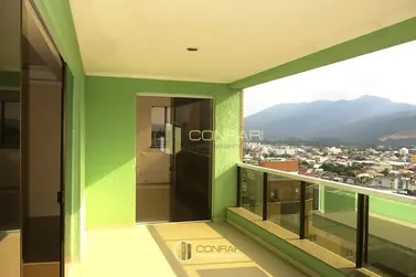 Apartamento &agrave; venda - 193m&sup2; - Meia Praia