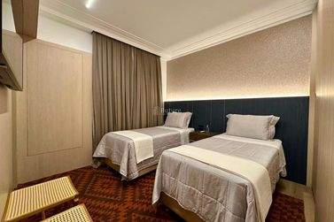 Apartamento &agrave; venda - 210m&sup2; - Centro