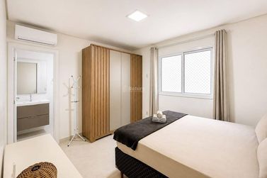 Apartamento &agrave; venda - Meia Praia
