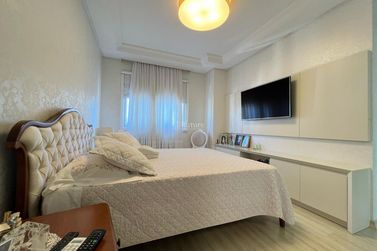 Apartamento &agrave; venda - 171m&sup2; - Meia Praia