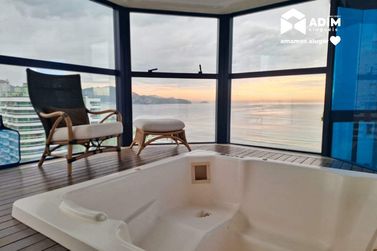 Apartamento para alugar - 172m&sup2; - Meia Praia