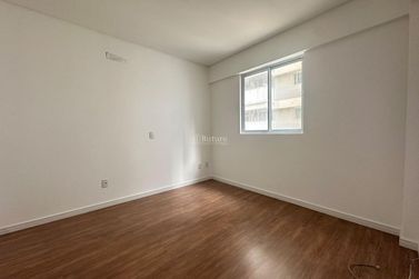 Apartamento &agrave; venda - 70m&sup2; - Morretes