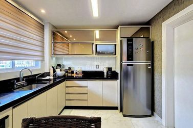 Apartamento &agrave; venda - Meia Praia