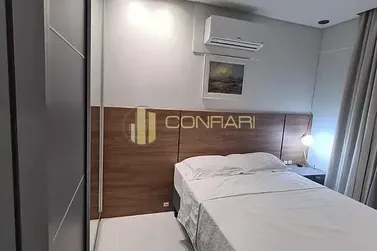 Apartamento &agrave; venda - 85m&sup2; - Centro