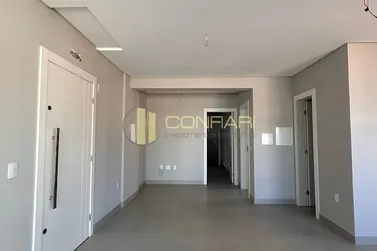 Apartamento &agrave; venda - 86m&sup2; - Pereque