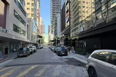 Sala Comercial para alugar - 53m&sup2; - meia praia