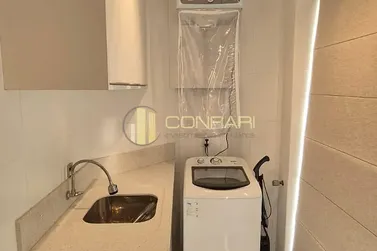 Apartamento &agrave; venda - 168m&sup2; - Meia Praia