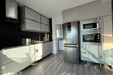 Apartamento &agrave; venda - 113m&sup2; - Meia Praia