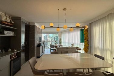 Apartamento &agrave; venda - Centro