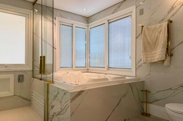 Casa &agrave; venda - 1200m&sup2; - Praia Brava